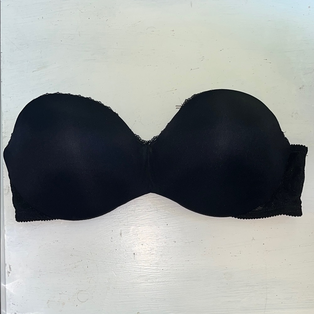 Vanity Fair Black Bandeau Smooth Fabric Molded Cups